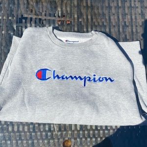 Gray Champion Crewneck